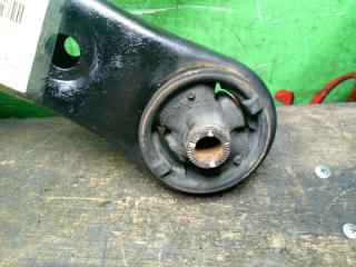 Рычаг левый передний TOYOTA NOAH AZR60 1AZ-FSE 48069-29235 3 ракурс