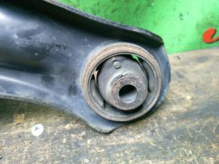 Рычаг правый передний MITSUBISHI MIRAGE A05A 3A90 4013A310 5 ракурс