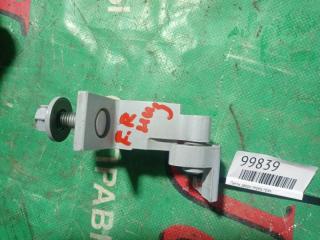 Петля 5-двери правая передняя MERCEDES-BENZ GLB-CLASS X247 OM654QDE20 A1777209505 4 ракурс Петля 5-двери правая передняя MERCEDES-BENZ GLB-CLASS X247 OM654QDE20 A1777209505 4 ракурс