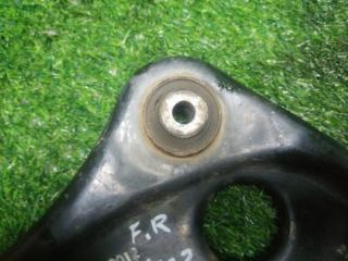 Рычаг правый передний NISSAN MARCH K13 HR12DE 54500-1HJ0A 3 ракурс