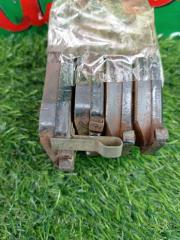 Колодки тормозные передние NISSAN PRESEA R10 GA15DS 41060-50Y90 3 ракурс