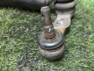 Рычаг нижний передний правый CROWN MAJESTA 2007 UZS186 3UZ-FE