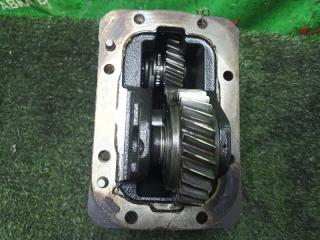 Вал отбора мощности ISUZU FORWARD FRR90 4HK1 5 ракурс Вал отбора мощности ISUZU FORWARD FRR90 4HK1 5 ракурс