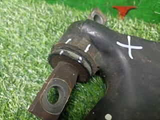 Рычаг правый передний HONDA STEPWGN RG1 K20A 51350-SLJ-013 3 ракурс