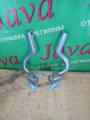 Петля капота передняя TOYOTA RACTIS 2011