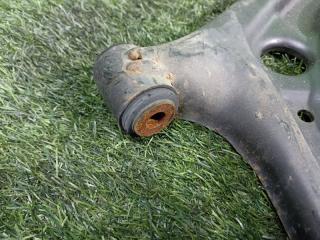 Рычаг правый передний MAZDA DEMIO DE3FS ZJ-VE D65134300B 4 ракурс