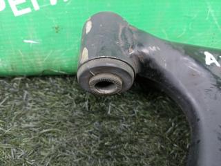 Рычаг правый передний TOYOTA VOXY AZR60 1AZ-FSE 48068-29235 4 ракурс