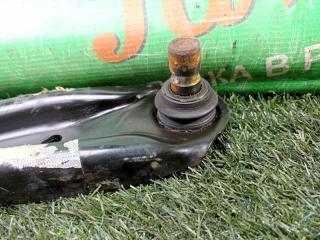 Рычаг правый передний MAZDA DEMIO DE3FS ZJ-VE D65134300B 5 ракурс