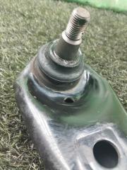 Рычаг правый передний TOYOTA VOXY ZRR70 3ZR-FAE 48068-29265 5 ракурс