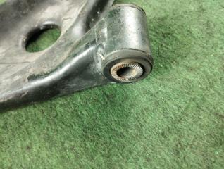 Рычаг правый передний TOYOTA AQUA NHP10 1NZ-FXE 48068-59155 5 ракурс Рычаг правый передний TOYOTA AQUA NHP10 1NZ-FXE 48068-59155 5 ракурс