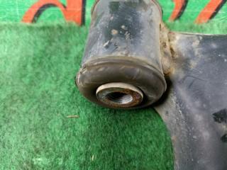 Рычаг правый передний MITSUBISHI MIRAGE A05A 3A90 4013A310 4 ракурс