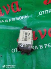 Колодки тормозные передние TOYOTA NOAH AZR60 1AZ-FSE 04465-02070 1 ракурс
