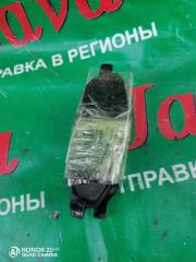 Колодки тормозные передние NISSAN BLUEBIRD SYLPHY KG11 MR20DE 41060-AX085 3 ракурс