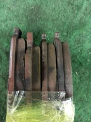 Колодки тормозные передние TOYOTA AVENSIS AZT250 1AZ-FSE 04465-05140 2 ракурс