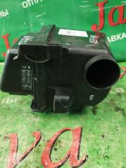 Корпус воздушного фильтра передний TOYOTA AQUA NHP10 1NZ-FXE 4 ракурс