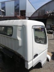 Кабина передняя MITSUBISHI CANTER FE82EE 4M51 5 ракурс