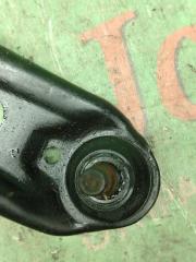 Рычаг правый передний TOYOTA RACTIS NCP105 1NZ-FE 3 ракурс