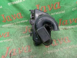 Корпус воздушного фильтра передний TOYOTA AQUA NHP10 1NZ-FXE 4 ракурс