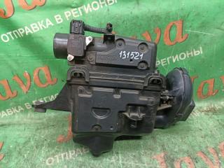 Корпус воздушного фильтра передний TOYOTA AQUA NHP10 1NZ-FXE 3 ракурс
