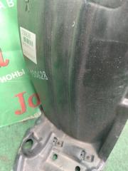 Подкрылок правый передний TOYOTA AQUA NHP10 1NZ-FXE 3 ракурс