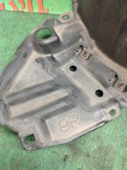 Подкрылок правый передний TOYOTA AQUA NHP10 1NZ-FXE 2 ракурс