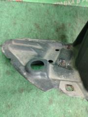 Подкрылок левый передний TOYOTA AQUA NHP10 1NZ-FXE 2 ракурс