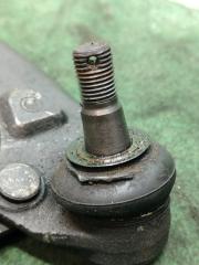 Рычаг правый передний TOYOTA VISTA ZZV50 1ZZ-FE 48068-32070 3 ракурс