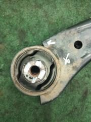 Рычаг правый передний HONDA STEPWGN RK5 R20A 51350-SZW-901 2 ракурс