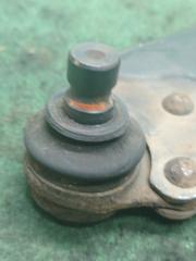 Рычаг левый передний MAZDA DEMIO DY3W ZJ-VE D35034350C 2 ракурс