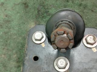 Рычаг правый передний NISSAN VANETTE SK82VN F8 4 ракурс