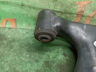 Рычаг правый передний TOYOTA NOAH AZR60 1AZ-FSE 48068-29235 4 ракурс
