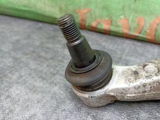 Рычаг правый передний AUDI A4 8K2 CDHB 4 ракурс Рычаг правый передний AUDI A4 8K2 CDHB 4 ракурс