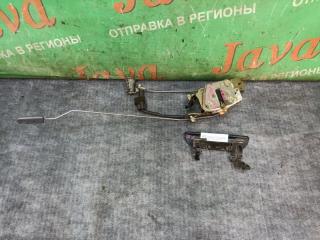 Замок двери правый передний MAZDA BONGO SK82L 2 ракурс