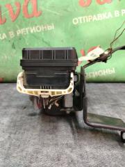 Блок abs TOYOTA NOAH AZR60 1AZ-FSE 3 ракурс Блок abs TOYOTA NOAH AZR60 1AZ-FSE 3 ракурс