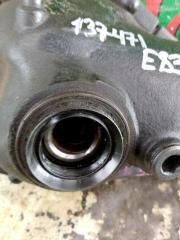 Редуктор передний BMW X3 E83 N52B25A 2 ракурс