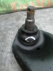 Рычаг правый передний TOYOTA NOAH ZRR70 3ZR-FAE 48068-29265 4 ракурс