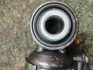 Амортизатор задний TOYOTA LAND CRUISER FJA300 F33A-FTV 48530-60540 4 ракурс