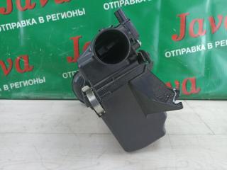 Корпус воздушного фильтра передний TOYOTA AQUA NHP10 1NZ-FXE 3 ракурс