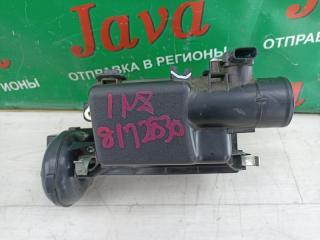 Корпус воздушного фильтра передний TOYOTA AQUA NHP10 1NZ-FXE 5 ракурс