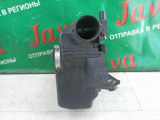 Корпус воздушного фильтра передний TOYOTA AQUA NHP10 1NZ-FXE 3 ракурс