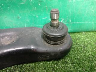 Рычаг правый передний SUZUKI EVERY DA64V K6A-T 45201-68H01 2 ракурс