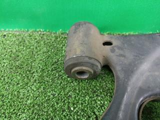 Рычаг правый передний DAIHATSU BOON M300S 1KR-FE 48068-B1110 4 ракурс