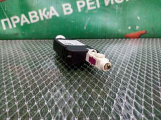 Антенна TESLA MODEL 3 5YJ3 3D1 1079735-00-A, 920-573-003 4 ракурс
