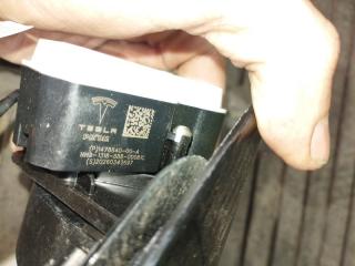  TESLA MODEL 3 5YJ3 3D1 1566302-00-A, 1497307-00-B 4 ракурс