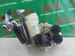 Автоподогреватель тосола TESLA MODEL 3 5YJ3 3D1 1523003-00-B, 1523002-00-B 2 ракурс Автоподогреватель тосола TESLA MODEL 3 5YJ3 3D1 1523003-00-B, 1523002-00-B 2 ракурс