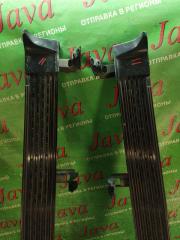 Подножка TOYOTA LAND CRUISER UZJ100 2UZ-FE 2 ракурс