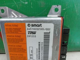 Блок управления airbag SMART FORTWO 451.380 3B21 A4518202585 2 ракурс