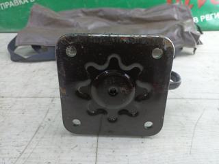 Домкрат TOYOTA LAND CRUISER UZJ100 2UZ-FE 09111-60082 3 ракурс