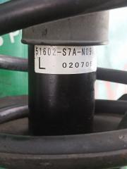 Стойка левая передняя HONDA STREAM RN1 D17A 51602-S7A-N090-M1 3 ракурс