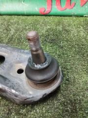 Рычаг правый передний TOYOTA VITZ NSP130 1NR-FE 48068-59145 3 ракурс